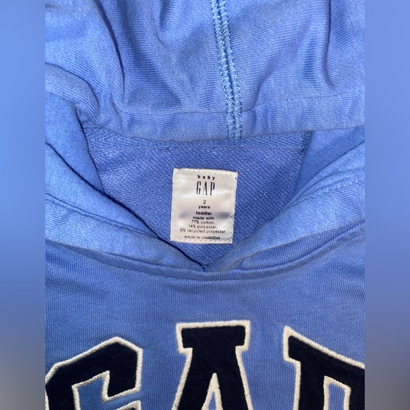 Baby GAP Toddler Hoodie - Picture 2 of 3